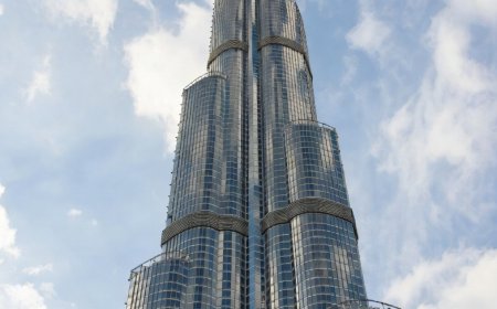 Iran Drone Strikes Target Dubai: Burj Al Arab and International Airport Damaged