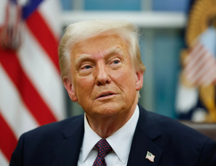 Trump Claims “Nothing Left to Hit” in Iran as Strait of Hormuz Crisis Disrupts Global Shipping